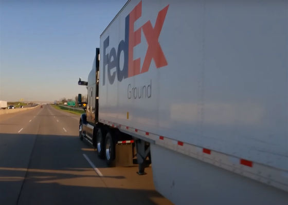 DHL/FedEx/UPS Dünya çapında Kapı Kapı Nakliye Guangzhou Çin Amerika'ya